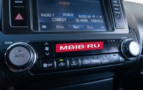 Toyota Land Cruiser Prado 150 рестайлинг 2, 2015 год, 3 769 000 рублей, 17 фотография