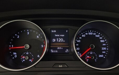 Volkswagen Tiguan II, 2018 год, 2 249 000 рублей, 10 фотография
