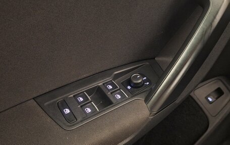 Volkswagen Tiguan II, 2018 год, 2 249 000 рублей, 18 фотография