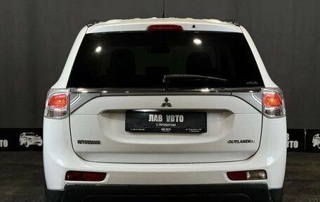 Mitsubishi Outlander III рестайлинг 3, 2012 год, 1 400 000 рублей, 6 фотография