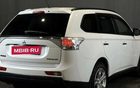 Mitsubishi Outlander III рестайлинг 3, 2012 год, 1 400 000 рублей, 5 фотография