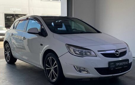 Opel Astra J, 2011 год, 710 000 рублей, 3 фотография