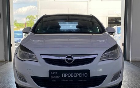 Opel Astra J, 2011 год, 710 000 рублей, 2 фотография