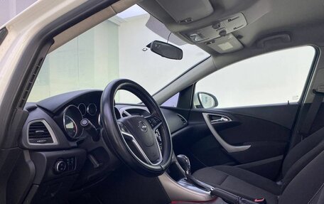 Opel Astra J, 2011 год, 710 000 рублей, 20 фотография