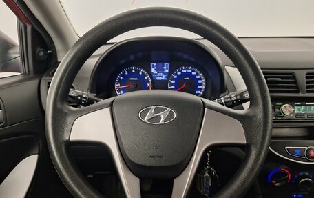 Hyundai Solaris II рестайлинг, 2015 год, 890 000 рублей, 11 фотография