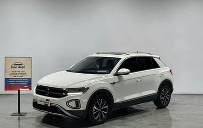 Volkswagen T-Roc I, 2023 год, 1 755 000 рублей, 1 фотография