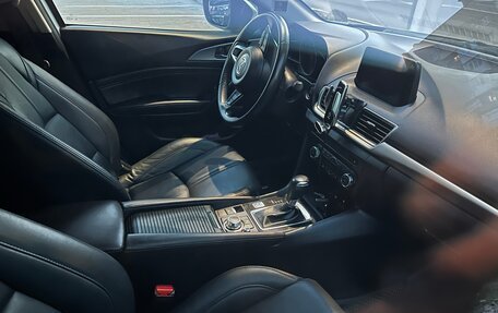 Mazda 3, 2018 год, 1 749 000 рублей, 12 фотография