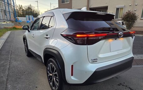 Toyota Yaris Cross, 2023 год, 1 417 000 рублей, 5 фотография