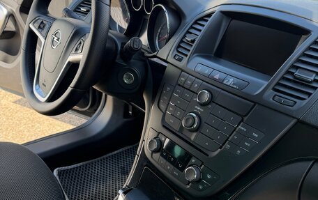 Opel Insignia II рестайлинг, 2010 год, 799 999 рублей, 20 фотография