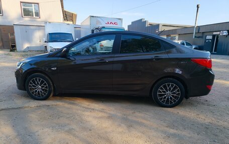 Hyundai Solaris II рестайлинг, 2015 год, 720 000 рублей, 6 фотография