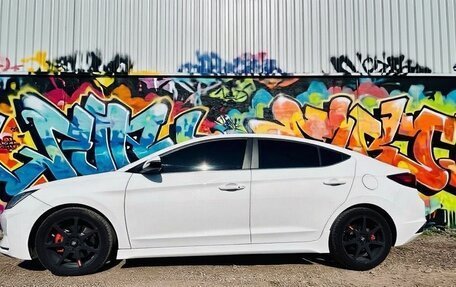 Hyundai Elantra VI рестайлинг, 2019 год, 1 690 000 рублей, 6 фотография