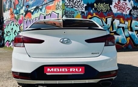 Hyundai Elantra VI рестайлинг, 2019 год, 1 690 000 рублей, 4 фотография