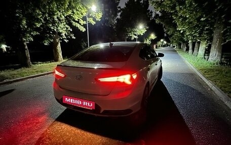 Hyundai Elantra VI рестайлинг, 2019 год, 1 690 000 рублей, 5 фотография