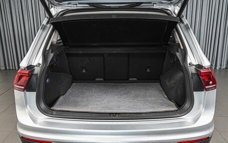 Volkswagen Tiguan II, 2017 год, 1 948 000 рублей, 25 фотография
