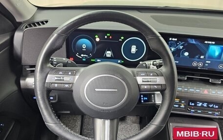 Hyundai Kona, 2023 год, 1 900 000 рублей, 14 фотография