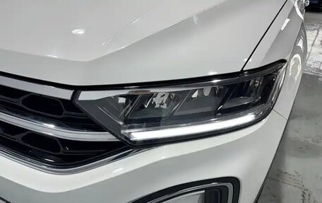 Volkswagen T-Roc I, 2023 год, 1 755 000 рублей, 7 фотография