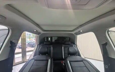 Volkswagen T-Roc I, 2023 год, 2 075 000 рублей, 13 фотография