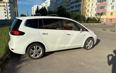 Opel Zafira C рестайлинг, 2013 год, 1 250 000 рублей, 3 фотография