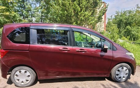 Honda Freed I, 2010 год, 1 100 000 рублей, 4 фотография