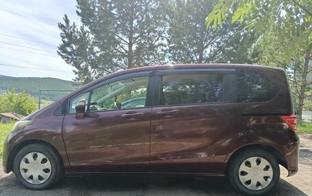 Honda Freed I, 2010 год, 1 100 000 рублей, 10 фотография