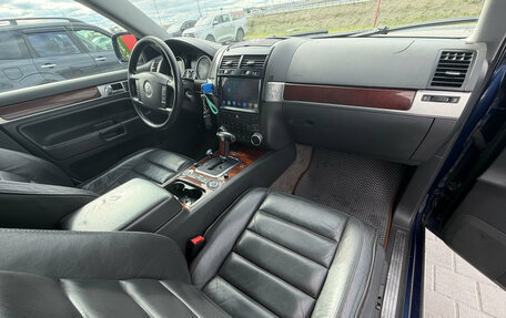 Volkswagen Touareg III, 2004 год, 413 529 рублей, 10 фотография