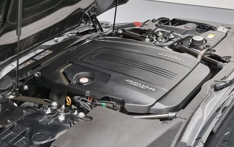 Jaguar F-Type I рестайлинг 2, 2023 год, 5 700 000 рублей, 7 фотография