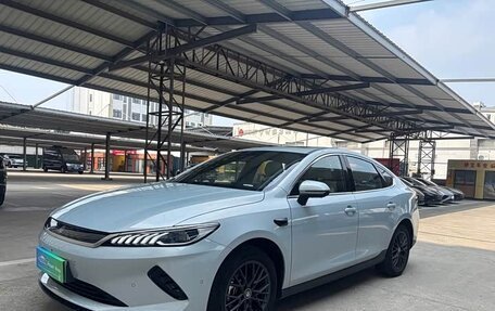 BYD Qin, 2025 год, 1 510 000 рублей, 2 фотография