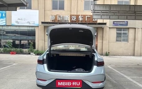 BYD Qin, 2025 год, 1 510 000 рублей, 15 фотография