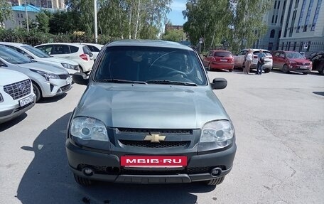 Chevrolet Niva I рестайлинг, 2011 год, 370 000 рублей, 2 фотография