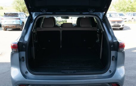 Toyota Highlander, 2022 год, 6 399 000 рублей, 20 фотография