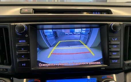 Toyota RAV4, 2018 год, 2 200 000 рублей, 21 фотография