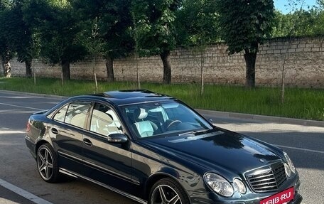 Mercedes-Benz E-Класс, 2002 год, 1 200 000 рублей, 2 фотография