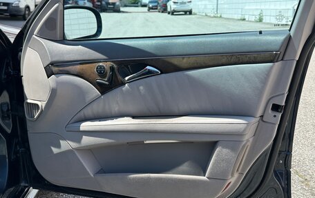Mercedes-Benz E-Класс, 2002 год, 1 200 000 рублей, 13 фотография