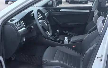 Skoda Octavia, 2023 год, 2 000 666 рублей, 9 фотография