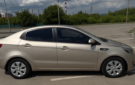 KIA Rio III рестайлинг, 2013 год, 760 000 рублей, 3 фотография
