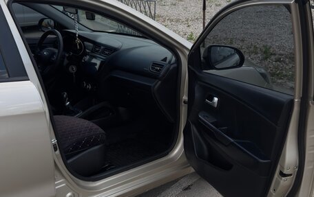 KIA Rio III рестайлинг, 2013 год, 760 000 рублей, 12 фотография