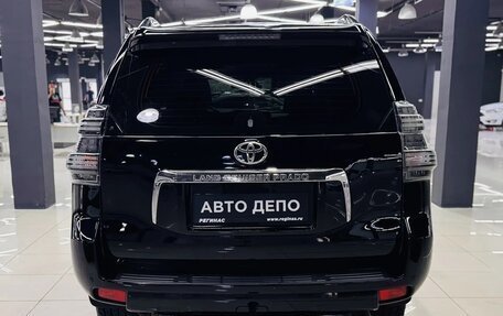 Toyota Land Cruiser Prado 150 рестайлинг 2, 2011 год, 2 490 000 рублей, 5 фотография
