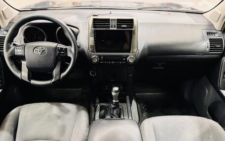 Toyota Land Cruiser Prado 150 рестайлинг 2, 2011 год, 2 490 000 рублей, 9 фотография