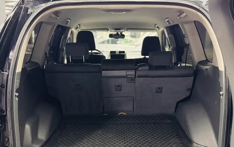 Toyota Land Cruiser Prado 150 рестайлинг 2, 2011 год, 2 490 000 рублей, 13 фотография