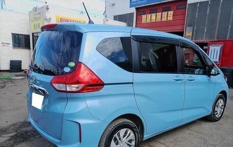 Honda Freed II, 2021 год, 1 200 000 рублей, 6 фотография