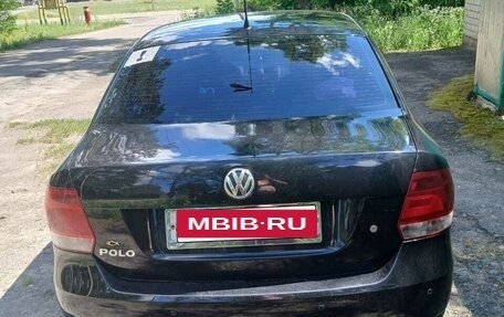 Volkswagen Polo VI (EU Market), 2011 год, 650 000 рублей, 2 фотография