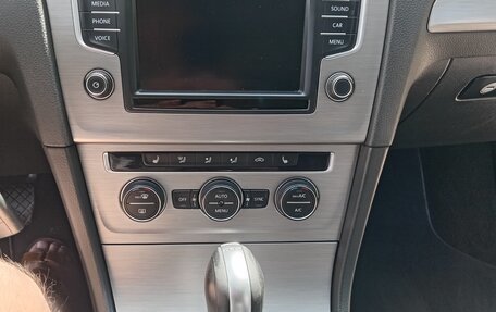 Volkswagen Golf VII, 2015 год, 1 450 000 рублей, 6 фотография