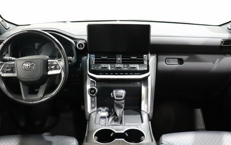 Toyota Land Cruiser, 2021 год, 9 885 000 рублей, 14 фотография