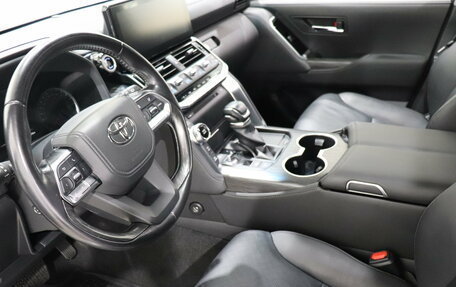Toyota Land Cruiser, 2021 год, 9 885 000 рублей, 17 фотография