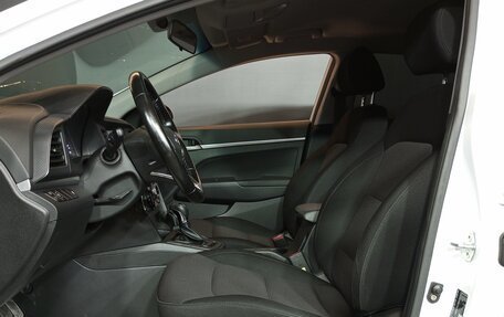 Hyundai Elantra VI рестайлинг, 2019 год, 1 660 000 рублей, 7 фотография