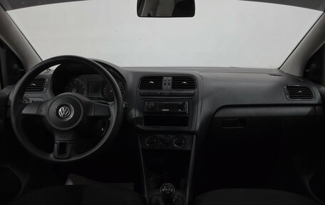 Volkswagen Polo VI (EU Market), 2015 год, 600 000 рублей, 13 фотография