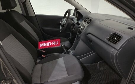 Volkswagen Polo VI (EU Market), 2015 год, 600 000 рублей, 16 фотография