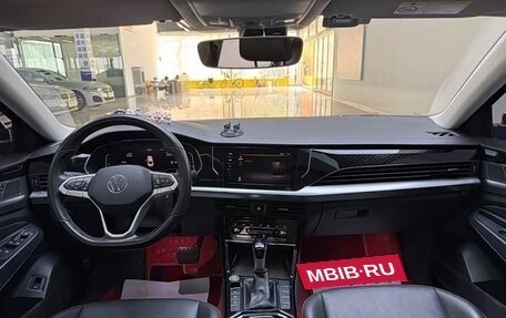 Volkswagen Passat B8 рестайлинг, 2022 год, 2 025 000 рублей, 8 фотография