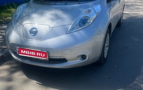 Nissan Leaf I, 2013 год, 620 000 рублей, 1 фотография