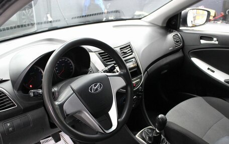 Hyundai Solaris II рестайлинг, 2012 год, 500 000 рублей, 7 фотография